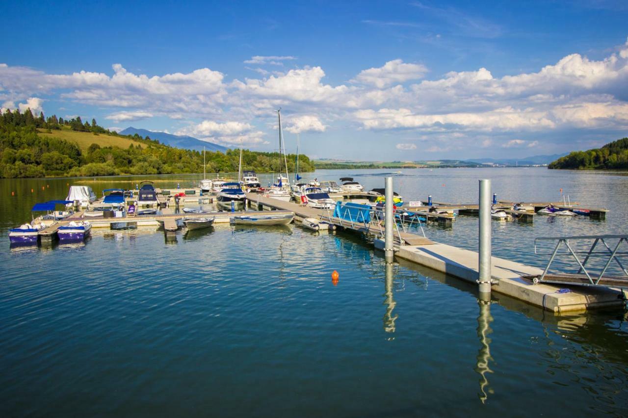 Mobilny Dom V Kempe Marina Liptov Bešeňová Exterior foto